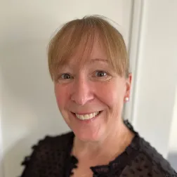 Lesley Edgar